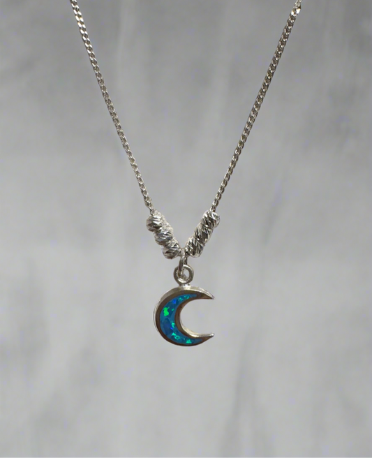 Luna Necklace